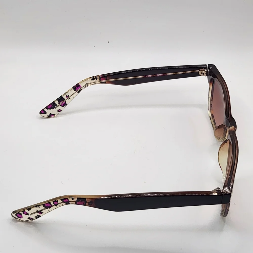 Betsey Johnson stylish women’s